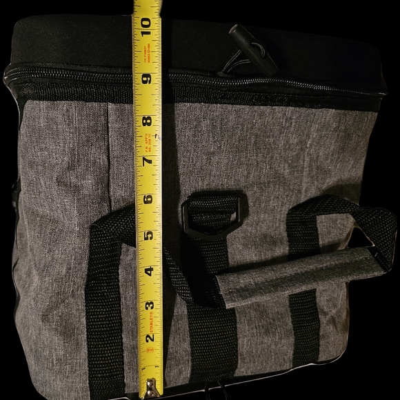 KoolGo 45 Can Collapsible Cooler - Picture 4 of 9